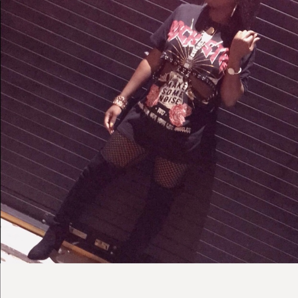 FASHION NOVA Oversized graphic t-shirt